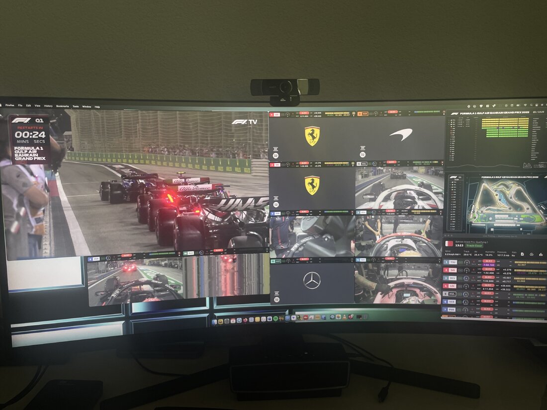 makeitra1n's viewing setup