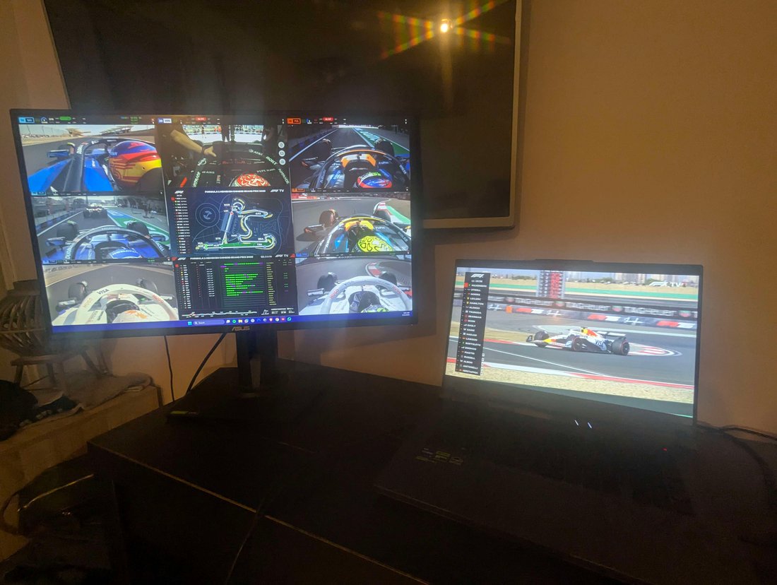 𝕊𝕝𝕚𝕡's viewing setup