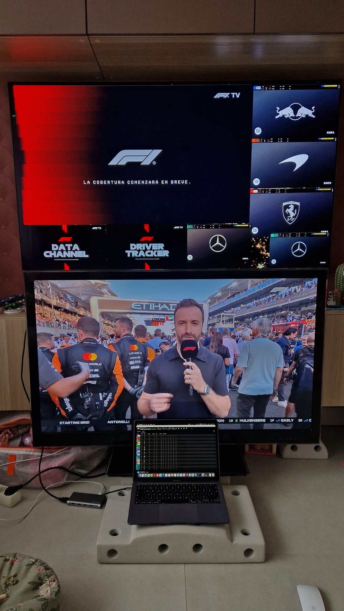 Woodie122#001's viewing setup